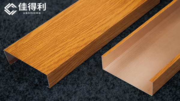 電子廠(chǎng)廠(chǎng)房吊頂為什么要用鋁方通吊頂